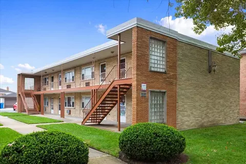 6250 W 64th Pl #101, Chicago, IL 60638