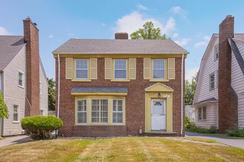 3715 Avalon Rd, Shaker Heights, OH 44120