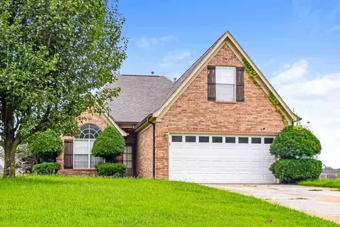 6588 Anna May Dr, Walls, MS 38680