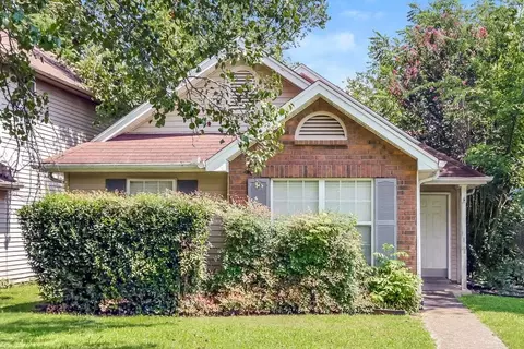 211 Hunters Chase Dr, Smyrna, TN 37167