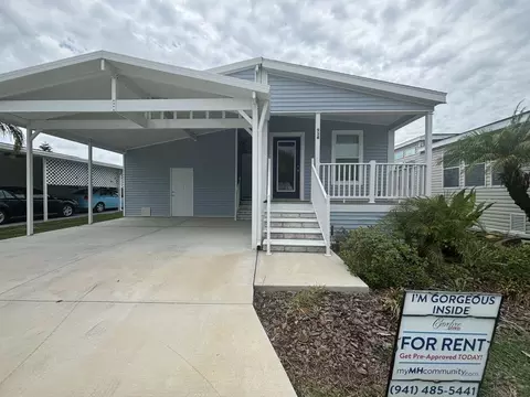 934 Cayman W, Venice, FL 34285