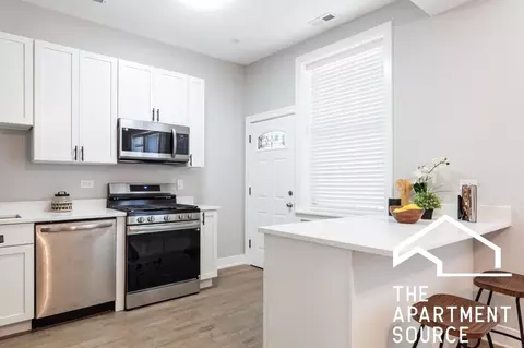 3836 N Wilton Ave #2, Chicago, IL 60613