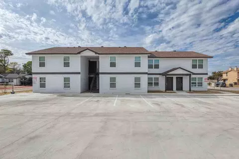 2016 Paisley Dr #E, Arlington, TX 76015
