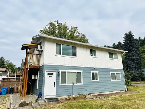 608 NW 10th Ave, Camas, WA 98607
