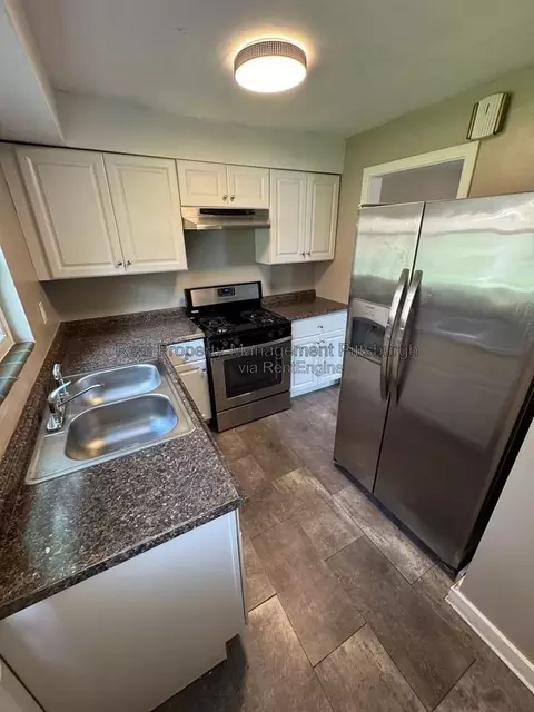 2819 Morlock St, Mckeesport, PA 15132