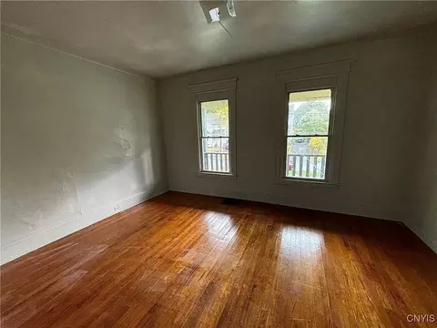 630 Cannon St, Syracuse, NY 13205