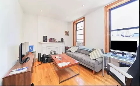 362 W 36th St, New York, NY 10018