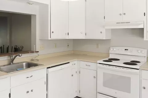 124 Blithe Ct, Charlottesville, VA 22901 photo 4