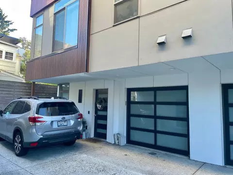 6751 15th Ave NW, Seattle, WA 98117
