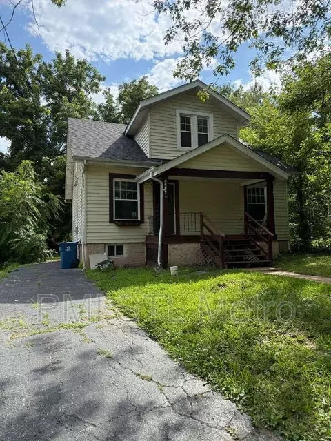 7212 Eunice Ave, Jennings, MO 63136