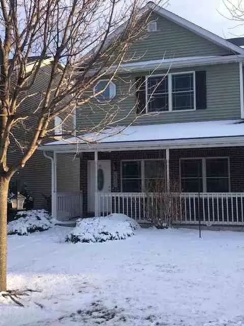 280 Bent Grass Cir #C, Dekalb, IL 60115