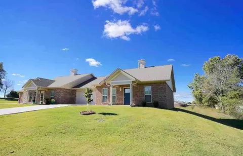 1902 Ontario Ct, Mountain Home, AR 72653