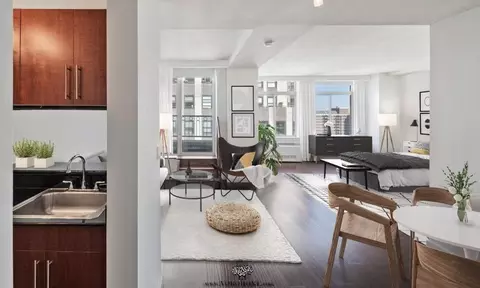 99 John St #1601, New York, NY 10038