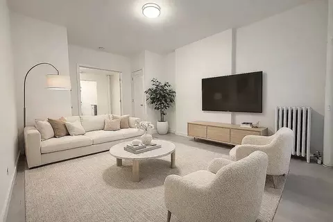 930 2nd Ave #3D, New York, NY 10022