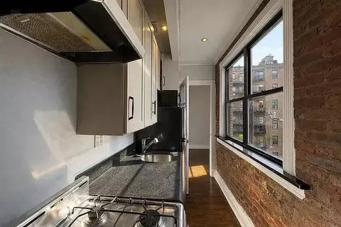 410 E 13th St #4E, New York, NY 10009