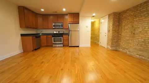 2834 N Albany Ave #G, Chicago, IL 60618