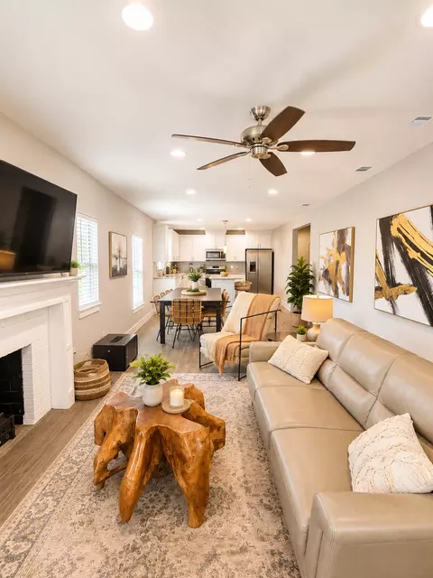 235 W Woodin Blvd #MAIN, Dallas, TX 75224