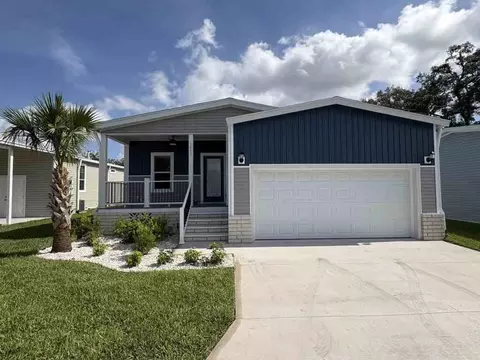 1642 Voyager Dr, Sarasota, FL 34234