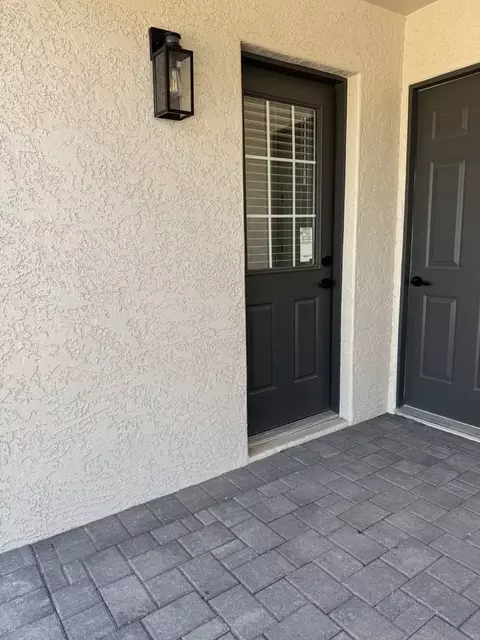 18212 N 43rd Pl #B, Phoenix, AZ 85032