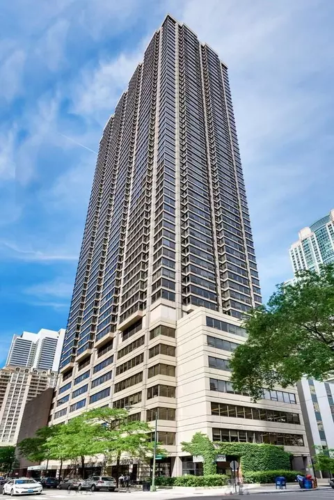30 E Huron St #3105, Chicago, IL 60611