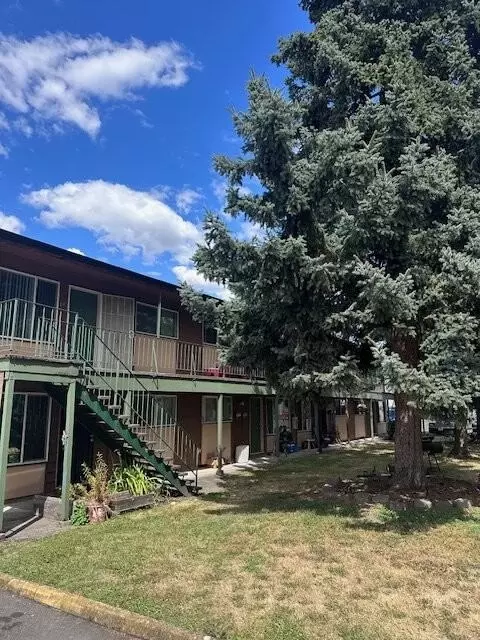 10235 NE Prescott St #19, Portland, OR 97220
