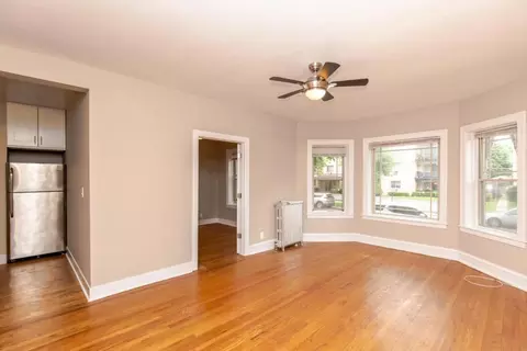 1337 W Touhy Ave #3N, Chicago, IL 60626