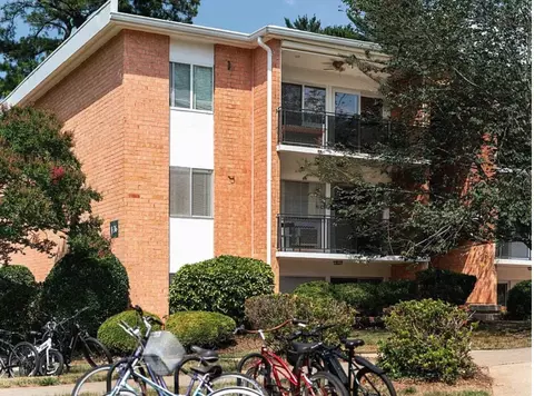 1800 Jefferson Park Ave #5, Charlottesville, VA 22903