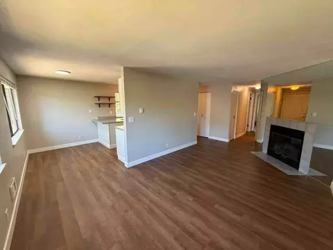 1624 201st Pl SE #6D, Bothell East, WA 98012