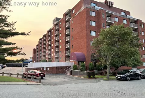 30 Revere Beach Pkwy #512, Medford, MA 02155