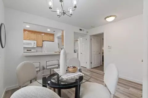 576 W Parr Ave, Los Gatos, CA 95032