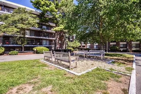 993 Massachusetts Ave, Arlington, MA 02476