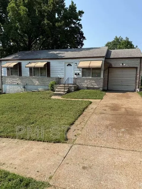 1209 Kilgore Dr, Bellefontaine Neighbors, MO 63137