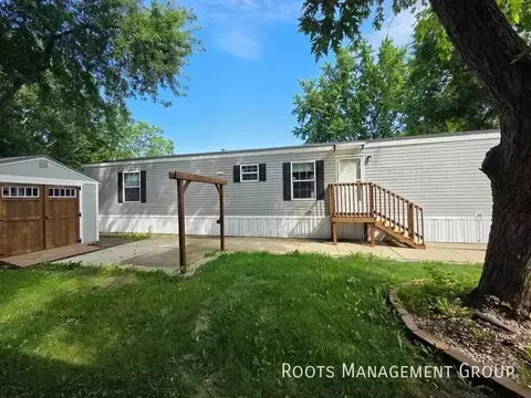 121 Vermillion Est #121, Pontiac, IL 61764