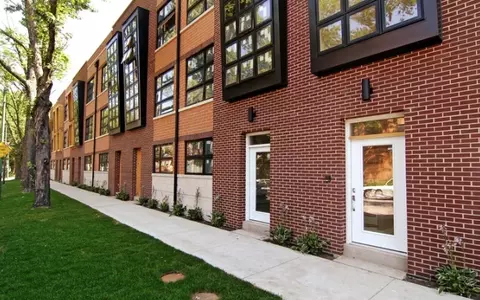 7211 N Oakley Ave #NA, Chicago, IL 60645