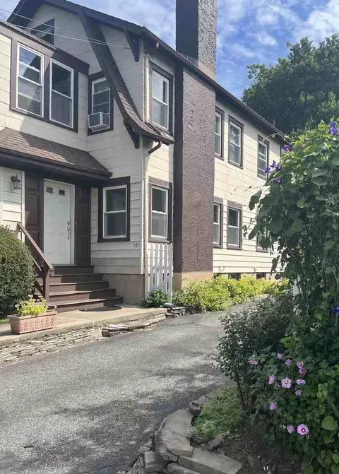 181 Grand Ave #1ST, Leonia, NJ 07605