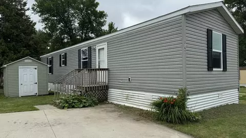 2104 Cardinal Ln NW #352, Stewartville, MN 55976