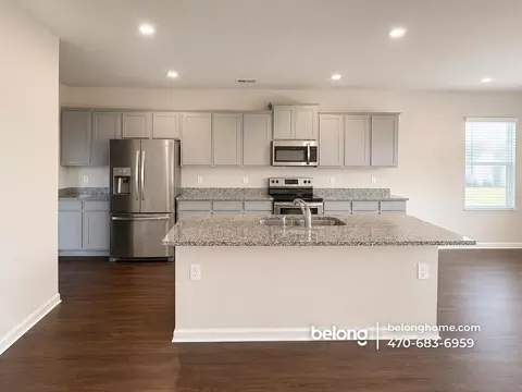 933 Nandina Ln, Loganville, GA 30052