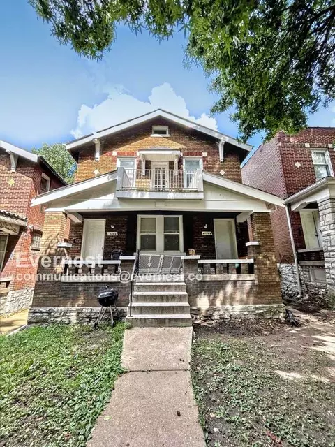 4126 Minnesota Ave #2F, Saint Louis, MO 63118