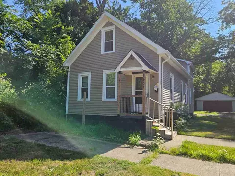 1401 E 61st St, Cleveland, OH 44103