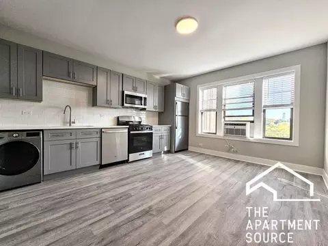 373 Hazel Ave #D1, Glencoe, IL 60022