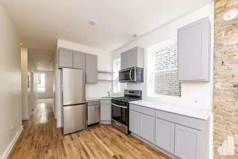 1638 W 18th Pl #2R, Chicago, IL 60608