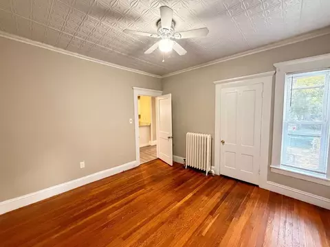 96 Prospect St #1F, Manchester, NH 03104