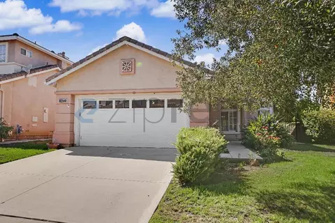 1477 Sappanwood Ave, Thousand Oaks, CA 91320