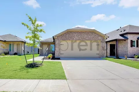 1527 Flannagan Pond Rd, Forney, TX 75126
