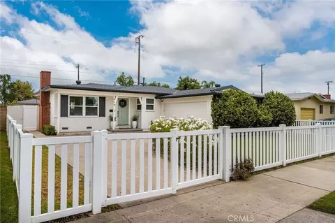 944 W Acacia Ave, Orange, CA 92868