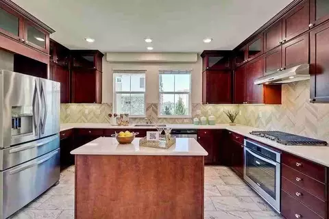 1305 Merry Loop, Milpitas, CA 95035