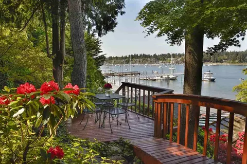 5811 Ward Ave NE #NA, Bainbridge Island, WA 98110