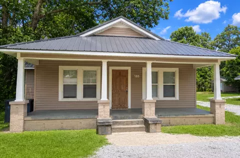 105 Church Ave NE, Jacksonville, AL 36265
