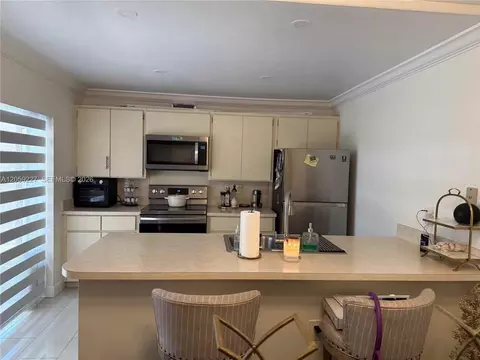 731 Buttonwood Ln, Boynton Beach, FL 33436