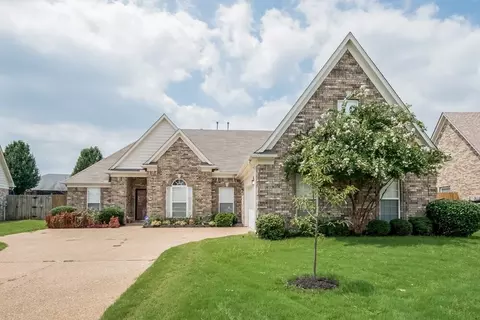 2227 Linda Shore Dr, Southaven, MS 38672
